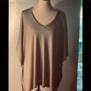 Natori soft oversize Top